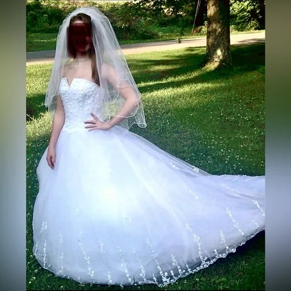 David's Bridal | Dresses | Wedding Dress Never Used Size 2 | Poshmark